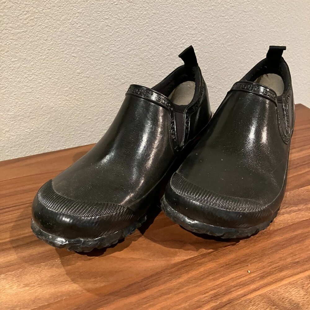 BOGS waterproof slip ons, black, Size 7